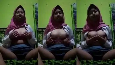 Bokep Indo Masih SMA Toketnya Gede Padet Banget Lumer